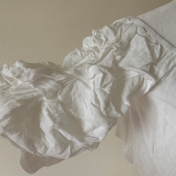 LF ruffled sleeve crop top size M NWT - Picture 3 of 15